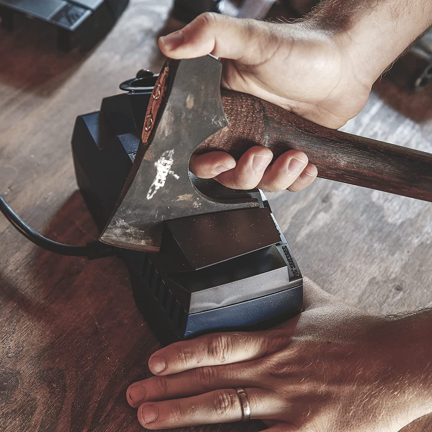 ;;;;;;;;;;;;Drill_Doctor_X2_knife,_tool,_scissor,_drill_bit_sharpener;Drill_Doctor_drill_bit_knife_and_tool_sharpener_includes_a_free_tool_sharpening_guide;Drill_Doctor_x2_with_two_sharpening_stations,_dual_speed_motor_for_knives,_kitchen_knives,_scissors_and_tools;Drill_Doctor_X2_sharpening_knives,_scissors,_pocket_knives,_and_drill_bits_up_to_1/2_inch;The_Drill_Doctor_drill_bit,_knife,_tool,_scissor_sharpener;