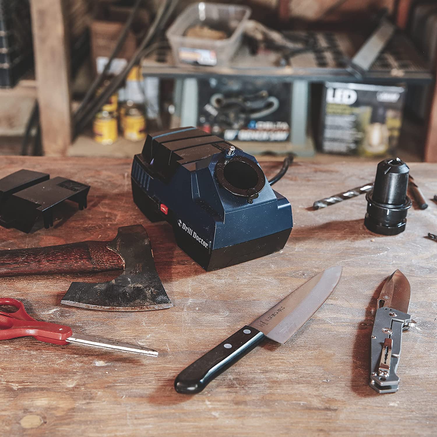 DIY sharpening jig for knives and scissors